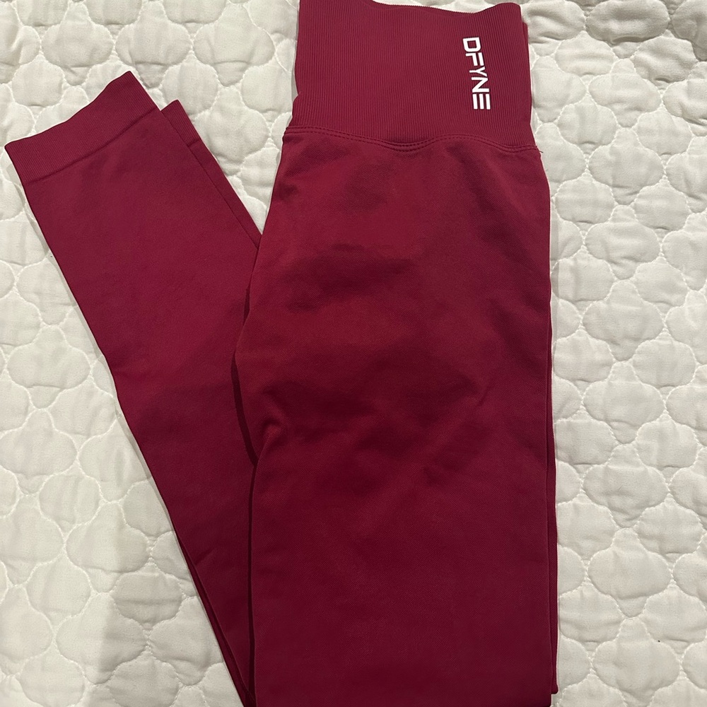DFYNE dynamic leggings